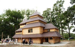  Дрогобиччина: на території реабілітаційного центру «Назарет» освтили новозбудований храм.(ФОТО)